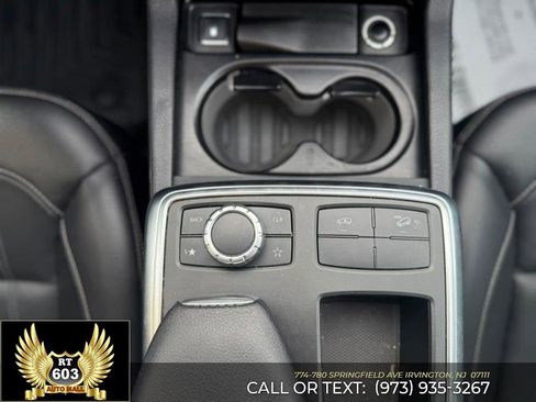 Used 2015 Mercedes-Benz GL 450 4MATIC w/ Lighting Package image 27