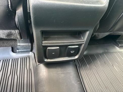 Used 2019 Ford Edge SEL w/ Equipment Group 201A AWD/4WD image 10
