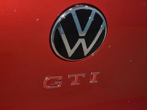 New 2025 Volkswagen GTI SE image 20