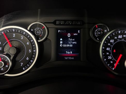Certified 2025 RAM 2500 Big Horn AWD/4WD image 15
