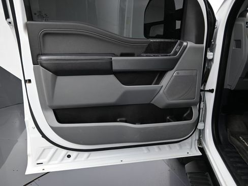 Certified 2024 Ford F250 XLT w/ XLT Premium Package image 10