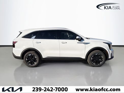 New 2026 Kia Sorento S AWD/4WD image 6
