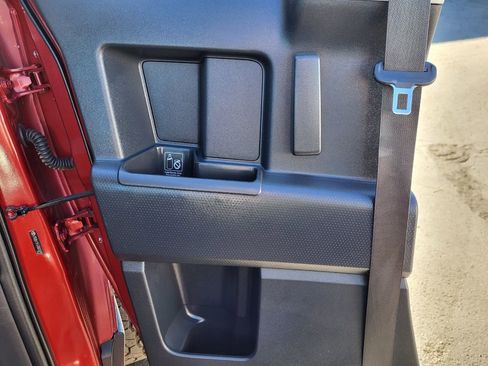 Used 2007 Toyota FJ Cruiser 4WD image 19