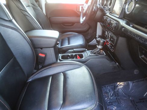 Used 2023 Jeep Wrangler Unlimited Rubicon 392 w/ Xtreme Recon 35" Tire Package AWD/4WD image 14