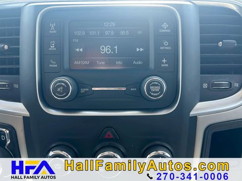 Used 2019 RAM 1500 Classic SLT image 23