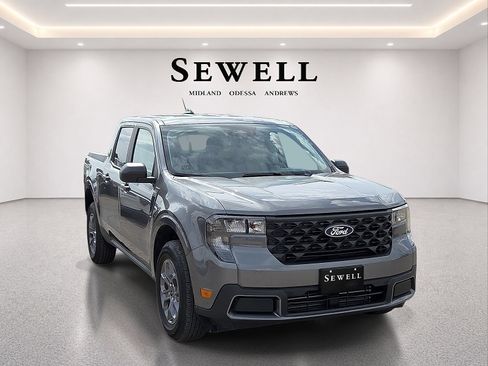 Used 2025 Ford Maverick XLT w/ Equipment Group 302A AWD/4WD image 7