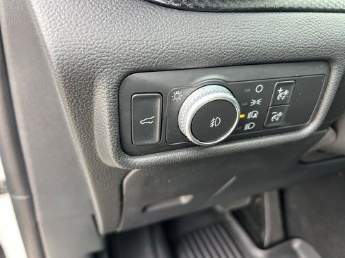 Used 2020 Ford Explorer ST w/ ST Street Pack image 25