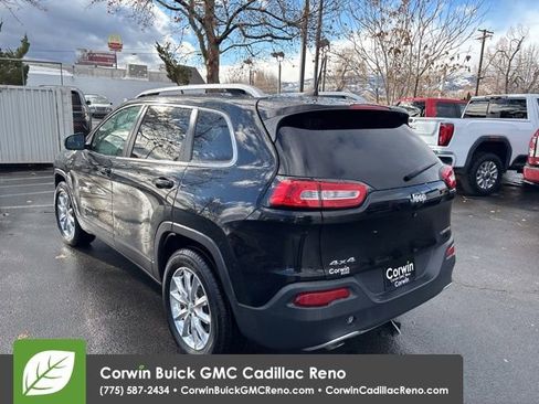 Used 2017 Jeep Cherokee Limited image 6