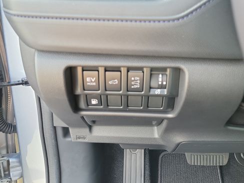 Certified 2026 Subaru Forester Premium AWD/4WD image 27
