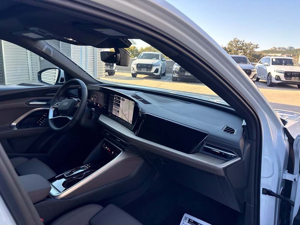 New 2026 Audi Q5 Premium Plus AWD/4WD image 13