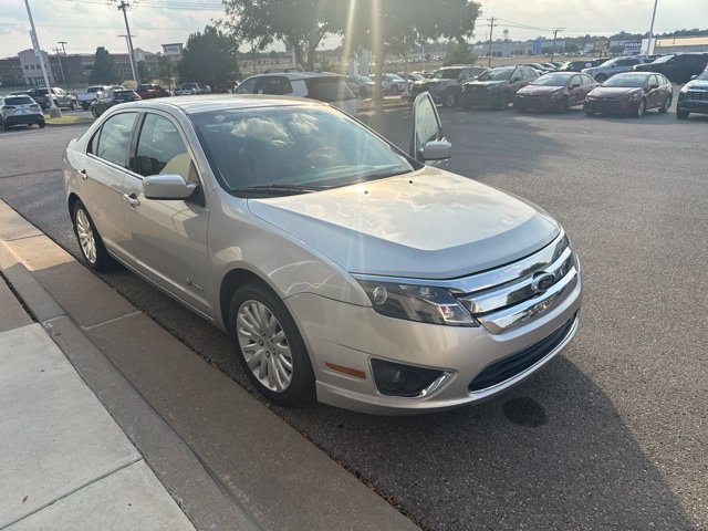 Used 2010 Ford Fusion Hybrid FWD image 2