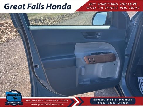 Used 2022 Ford Maverick Lariat w/ Lariat Luxury Package AWD/4WD image 10