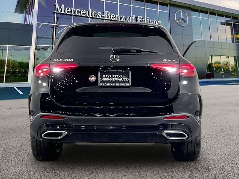 Used 2026 Mercedes-Benz GLC 300 4MATIC image 4