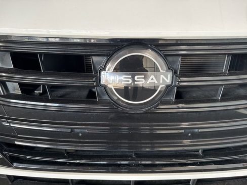 Used 2024 Nissan Versa S FWD image 12