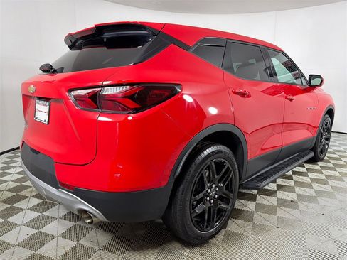 Used 2021 Chevrolet Blazer LT image 3