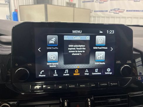 Used 2024 Nissan Pathfinder SL w/ SL Premium Package AWD/4WD image 26