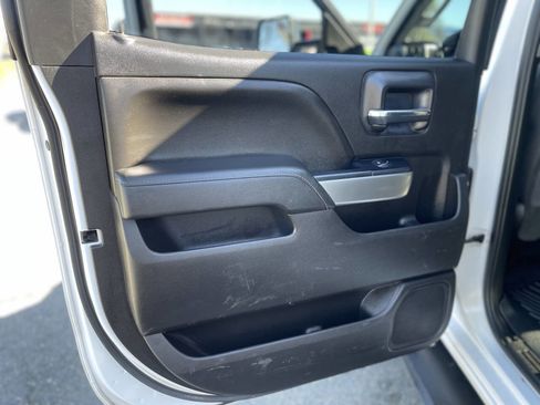 Used 2019 Chevrolet Silverado 2500 LT image 23