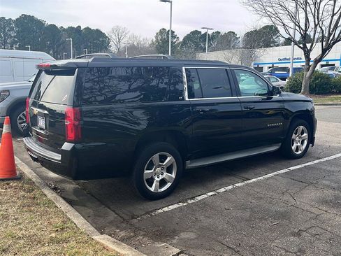 Used 2015 Chevrolet Suburban LT w/ Luxury Package image 43