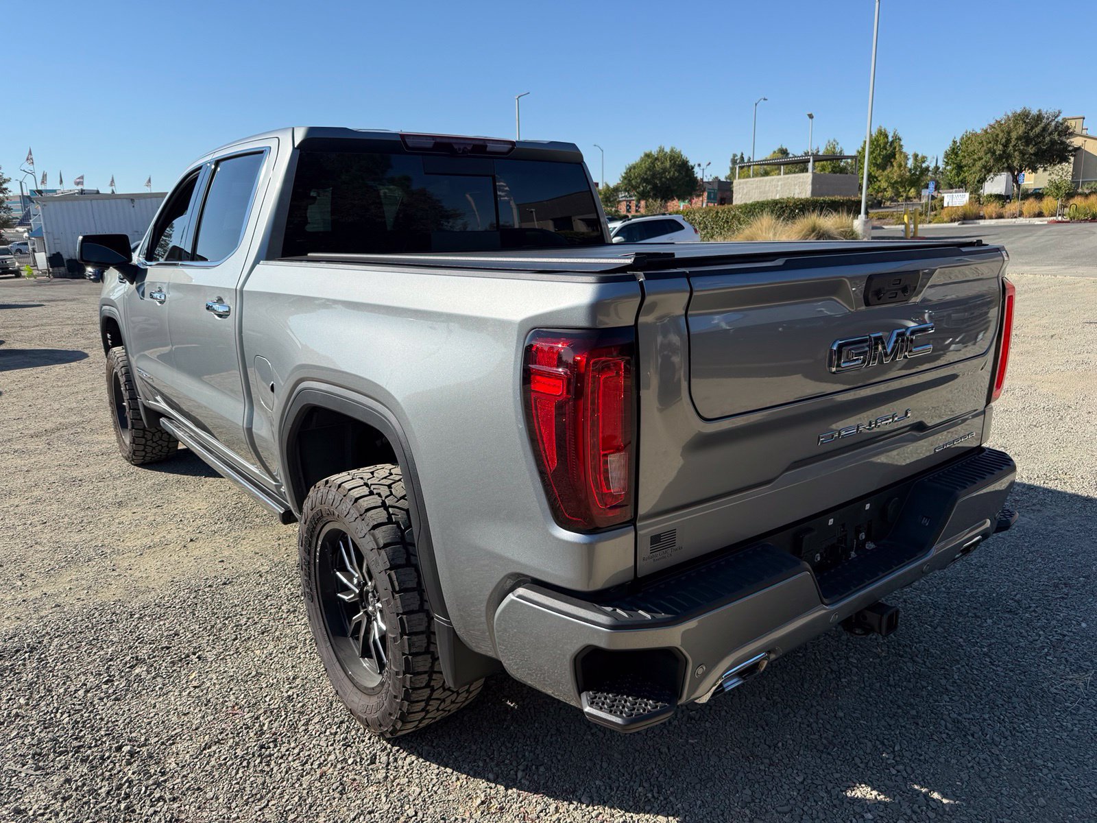 Used 2025 GMC Sierra 1500 Denali Ultimate AWD/4WD image 6
