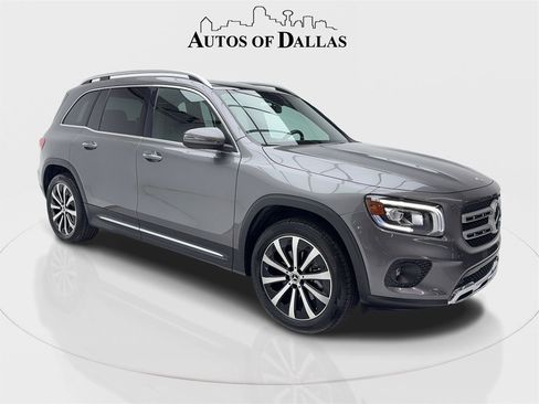 Used 2022 Mercedes-Benz GLB 250 image 2