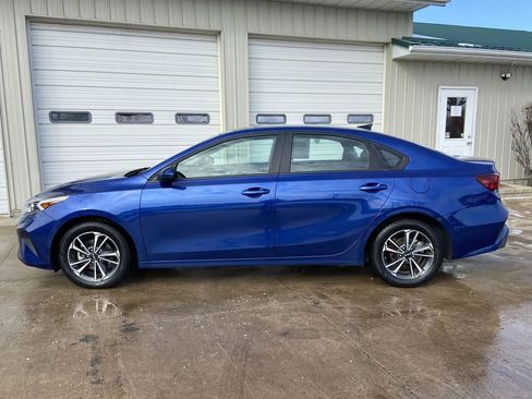 Used 2024 Kia Forte LXS image 4