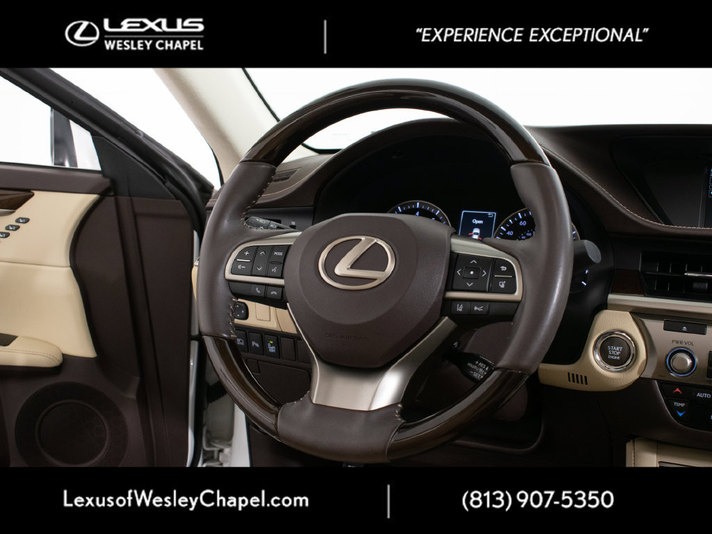 Used 2018 Lexus ES 350 w/ Luxury Package w/Wood Trim FWD image 18