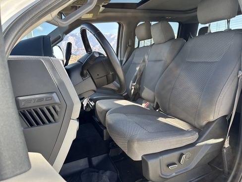 Used 2017 Ford F150 XLT w/ Equipment Group 302A Luxury image 17