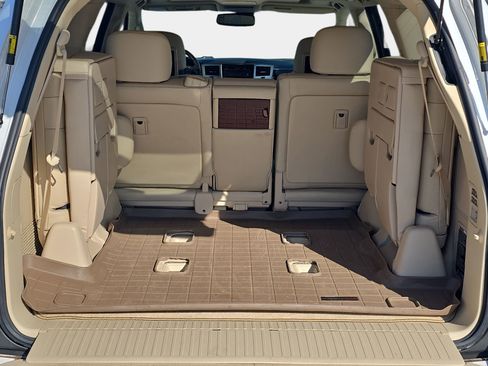 Used 2015 Lexus LX 570 4WD w/ Luxury Package image 12