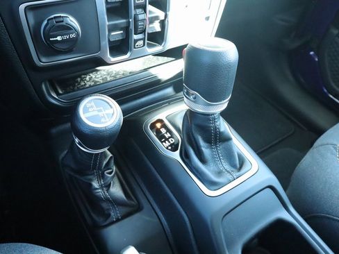 New 2026 Jeep Gladiator Sport image 7