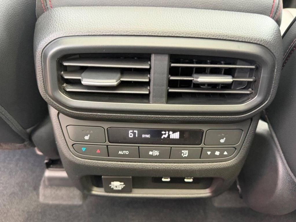 New 2026 Honda Pilot Black Edition image 12