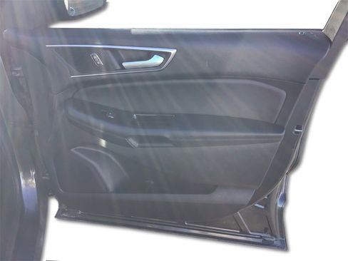 Used 2016 Ford Edge SEL w/ Equipment Group 201A image 20