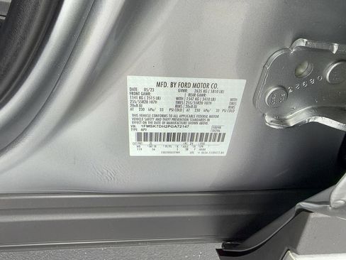 Used 2023 Ford Explorer XLT w/ Equipment Group 202A RWD image 35