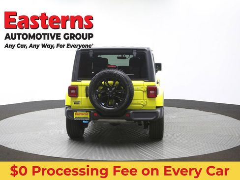Used 2023 Jeep Wrangler Unlimited Sahara AWD/4WD image 37
