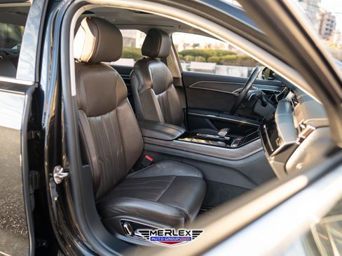 Used 2021 Audi A8 L 4.0T w/ Interior Protection Package image 15