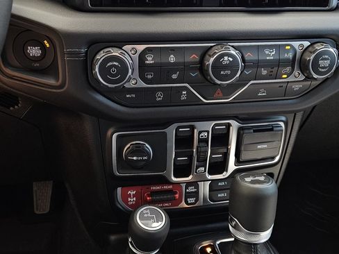 New 2026 Jeep Wrangler Unlimited Rubicon AWD/4WD image 20