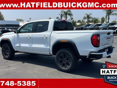 New 2025 GMC Canyon Elevation w/ Convenience Package image 3