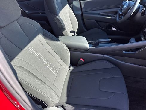 New 2025 Hyundai Elantra Sport image 13