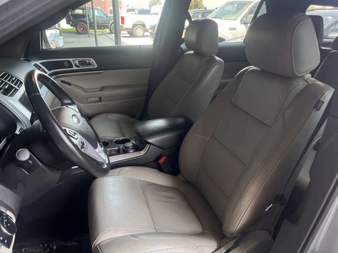 Used 2012 Ford Explorer XLT AWD/4WD image 15