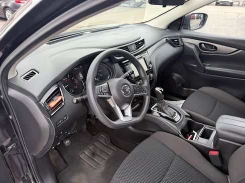 Used 2020 Nissan Rogue Sport S w/ Appearance Package image 18