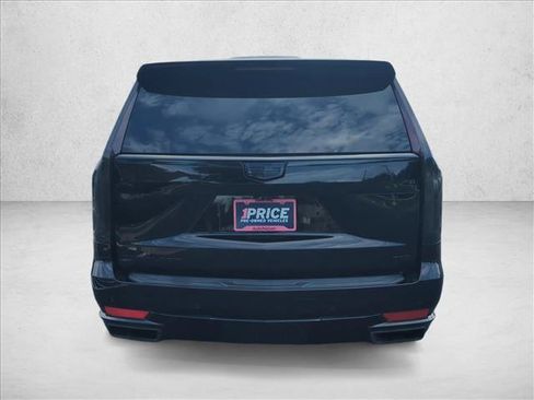Used 2022 Cadillac Escalade ESV Premium Luxury AWD/4WD image 8