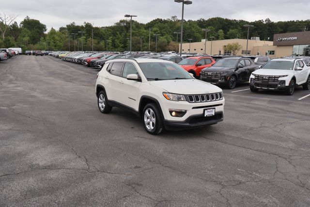 Used 2021 Jeep Compass Latitude w/ Convenience Group AWD/4WD image 9