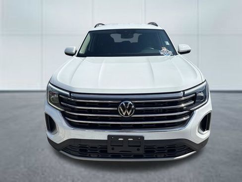 Used 2025 Volkswagen Atlas SE AWD/4WD image 6
