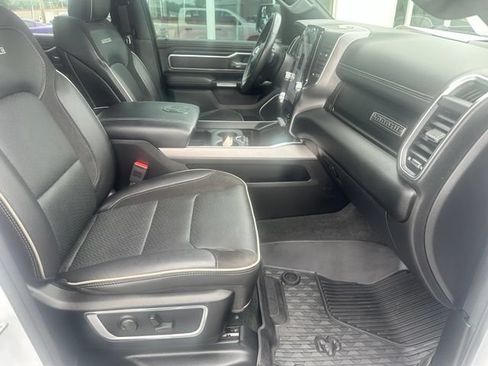 Used 2023 RAM 1500 Laramie AWD/4WD image 14