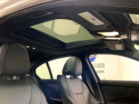 Used 2024 BMW 330i xDrive Sedan w/ Convenience Package AWD/4WD image 13