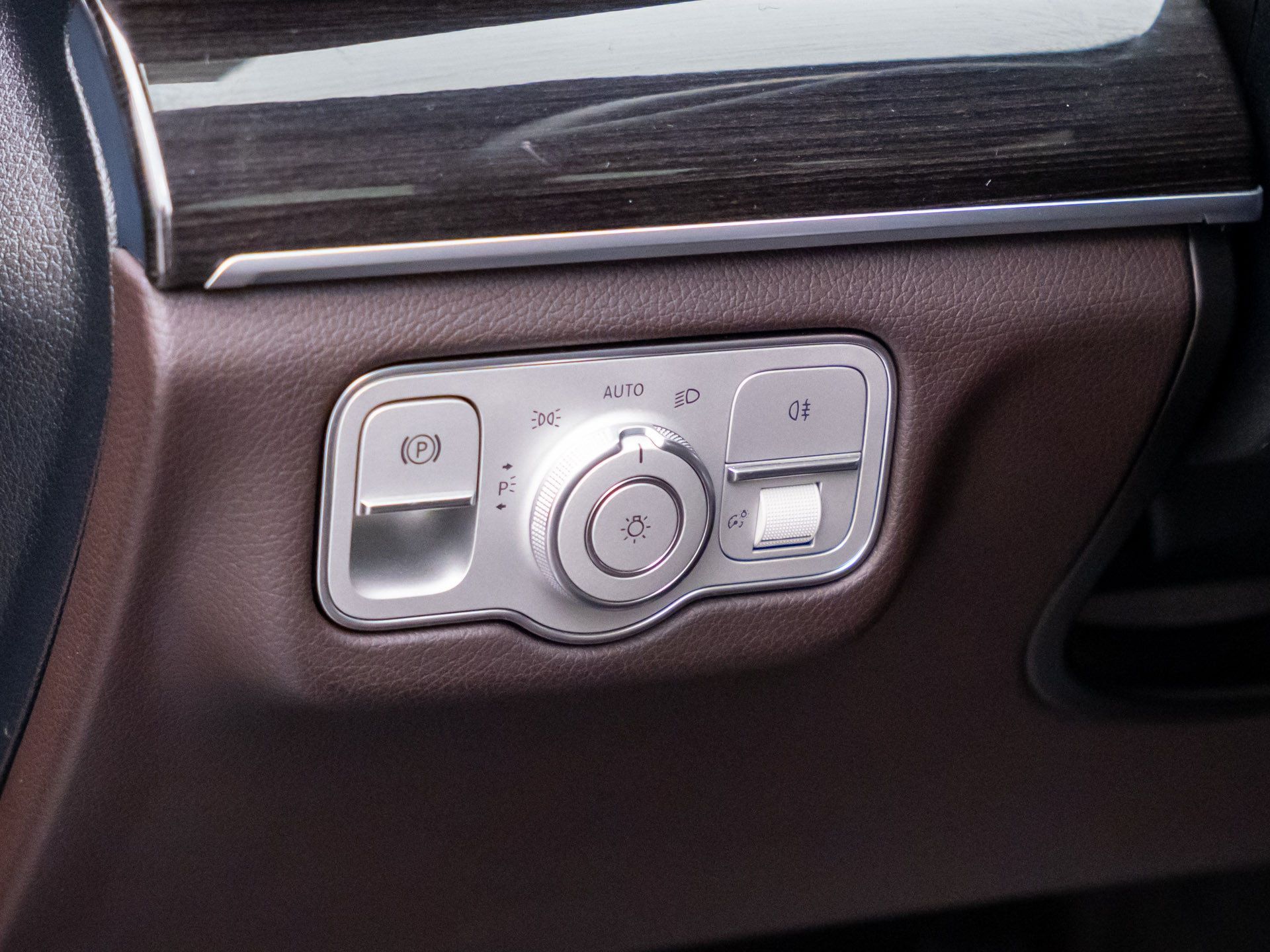 Used 2023 Mercedes-Benz GLS 450 4MATIC image 22