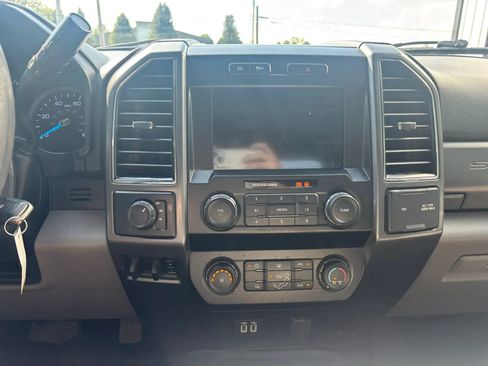 Used 2019 Ford F250 XLT w/ Snow Plow Prep Package AWD/4WD image 28
