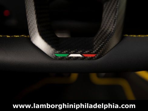 Used 2024 Lamborghini Revuelto image 29