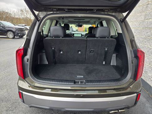 Used 2025 Kia Telluride S AWD/4WD image 41