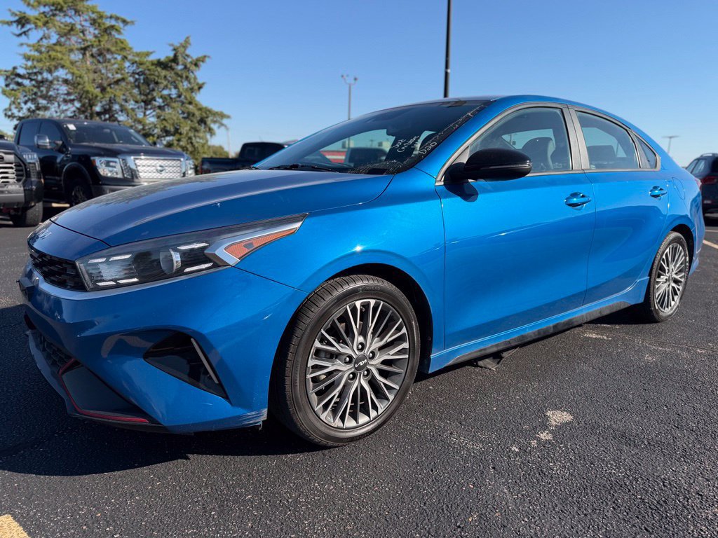 Used 2022 Kia Forte GT-Line FWD image 3