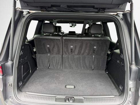 Used 2023 Jeep Wagoneer 4WD image 25